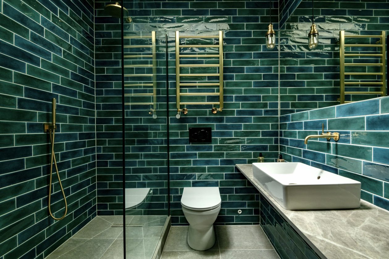 Как да проектирате баня в зелен и свеж стил